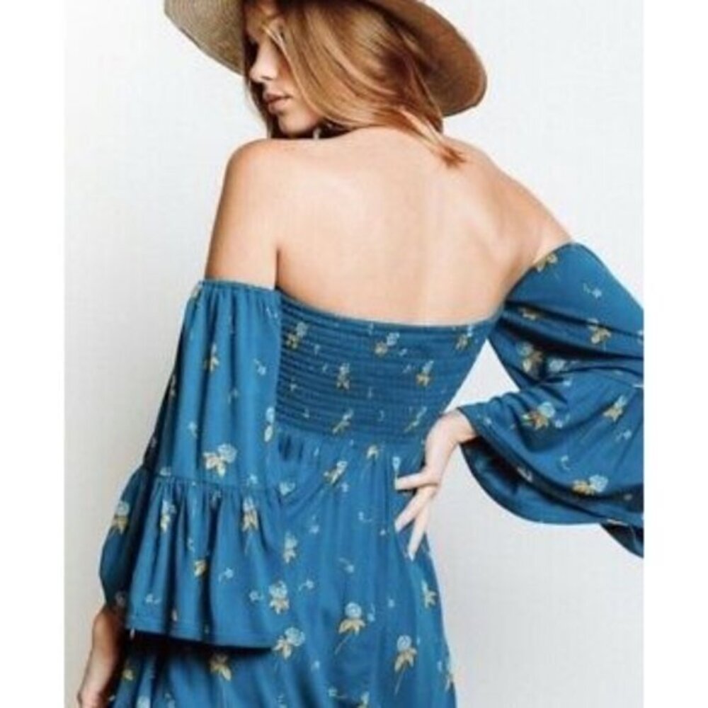 Free People Lana Off The Shoulder Tunic in Mermaid Combo. XS,M
